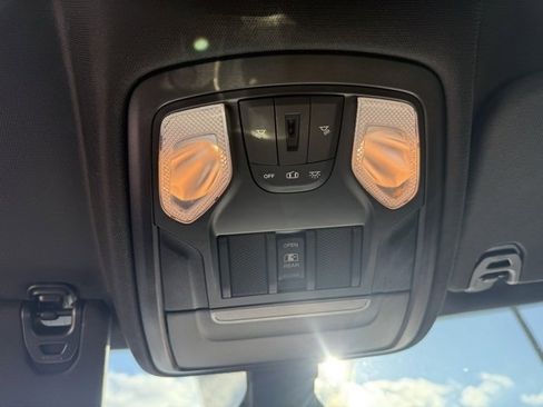 Used 2020 RAM 1500 Big Horn image 13