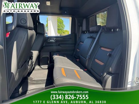 Used 2026 GMC Sierra 1500 AT4 w/ Technology Package image 11