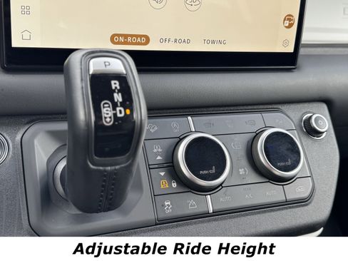 Used 2023 Land Rover Defender 110 X-Dynamic SE image 8