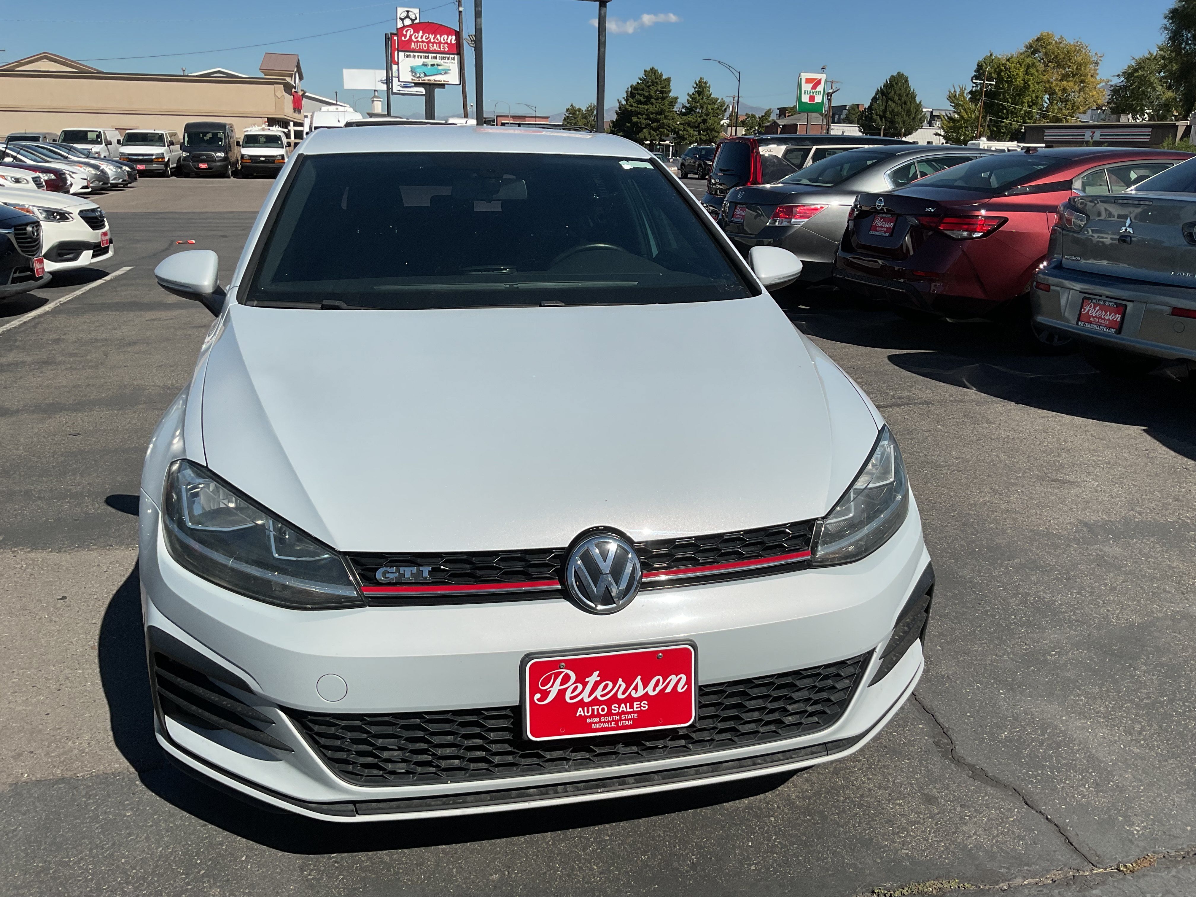 Used 2018 Volkswagen GTI S FWD image 3
