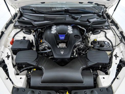 Used 2018 Maserati Ghibli S GranLusso AWD/4WD image 56