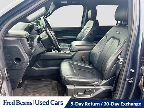 Used 2022 Ford Expedition Platinum AWD/4WD image 29
