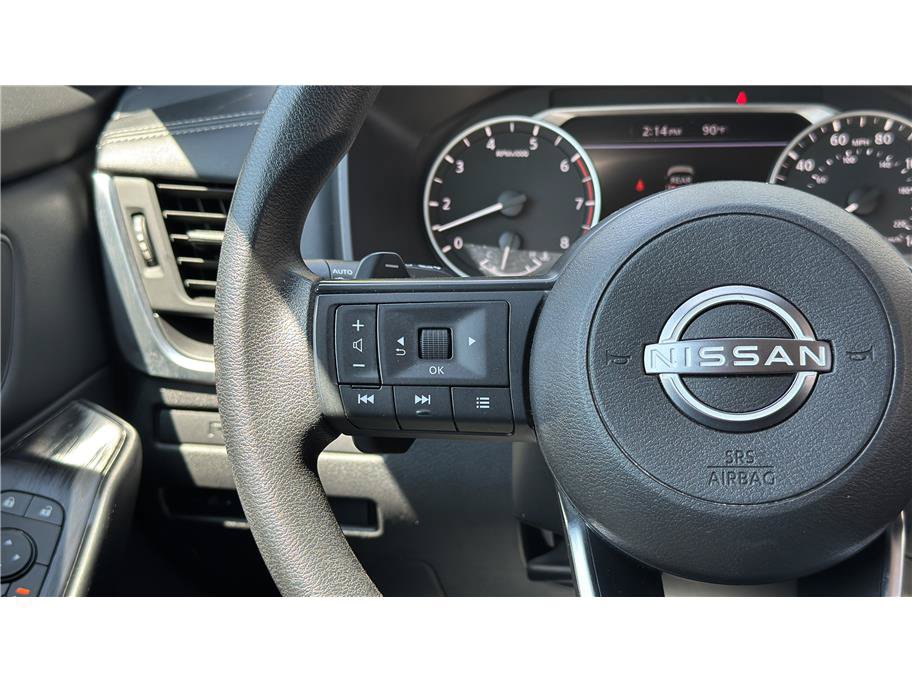 Used 2024 Nissan Rogue S AWD/4WD image 26