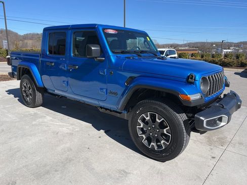 New 2026 Jeep Gladiator Sport image 30