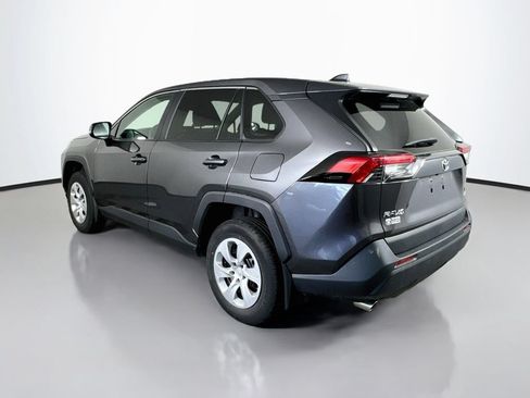 Used 2024 Toyota RAV4 LE AWD/4WD image 4