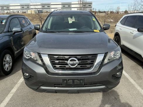 Used 2017 Nissan Pathfinder SV w/ Trailer Tow Package image 2