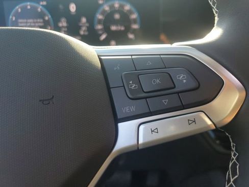 New 2026 Volkswagen Tiguan SE image 27