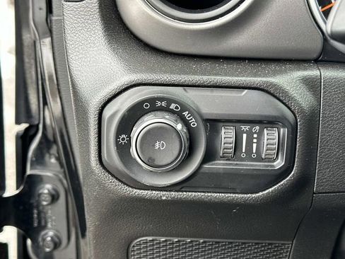 Certified 2022 Jeep Wrangler Unlimited Sport image 26