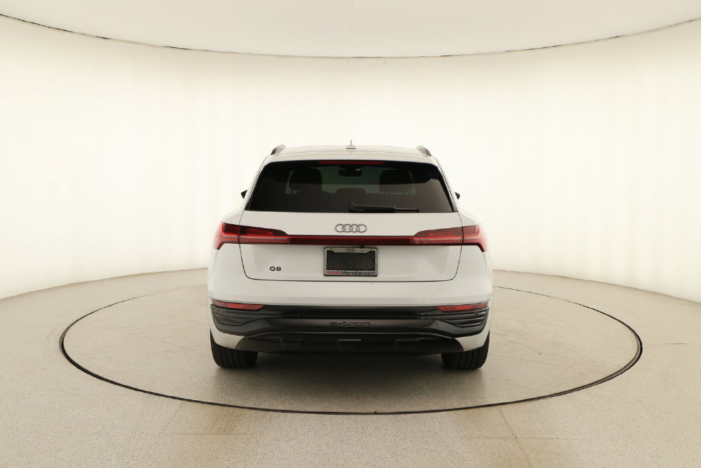 Certified 2024 Audi Q8 e-tron Premium AWD/4WD image 5