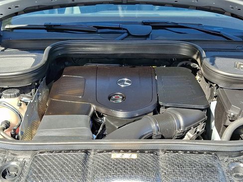 Used 2024 Mercedes-Benz GLE 450e 4MATIC image 29
