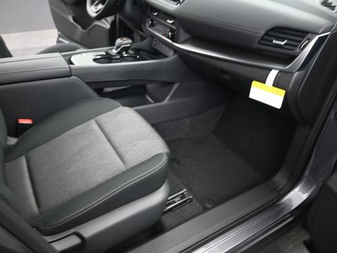 New 2026 Nissan Rogue SV image 19
