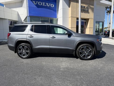 Used 2020 GMC Acadia SLT w/ Premium Package image 2
