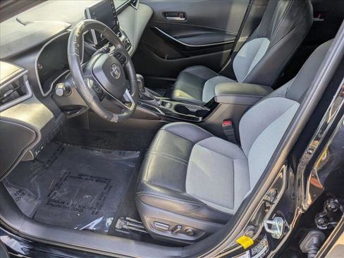 Used 2019 Toyota Corolla XSE image 13