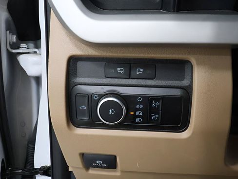 Used 2024 Ford F350 XLT AWD/4WD image 18