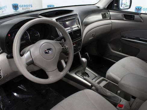 Used 2011 Subaru Forester 2.5X w/ Alloy Wheel Value Pkg AWD/4WD image 7