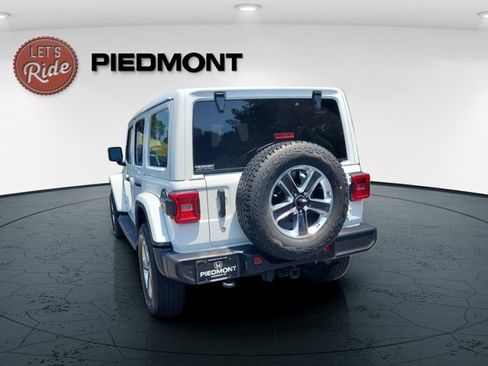 Used 2020 Jeep Wrangler Unlimited Sahara AWD/4WD image 7