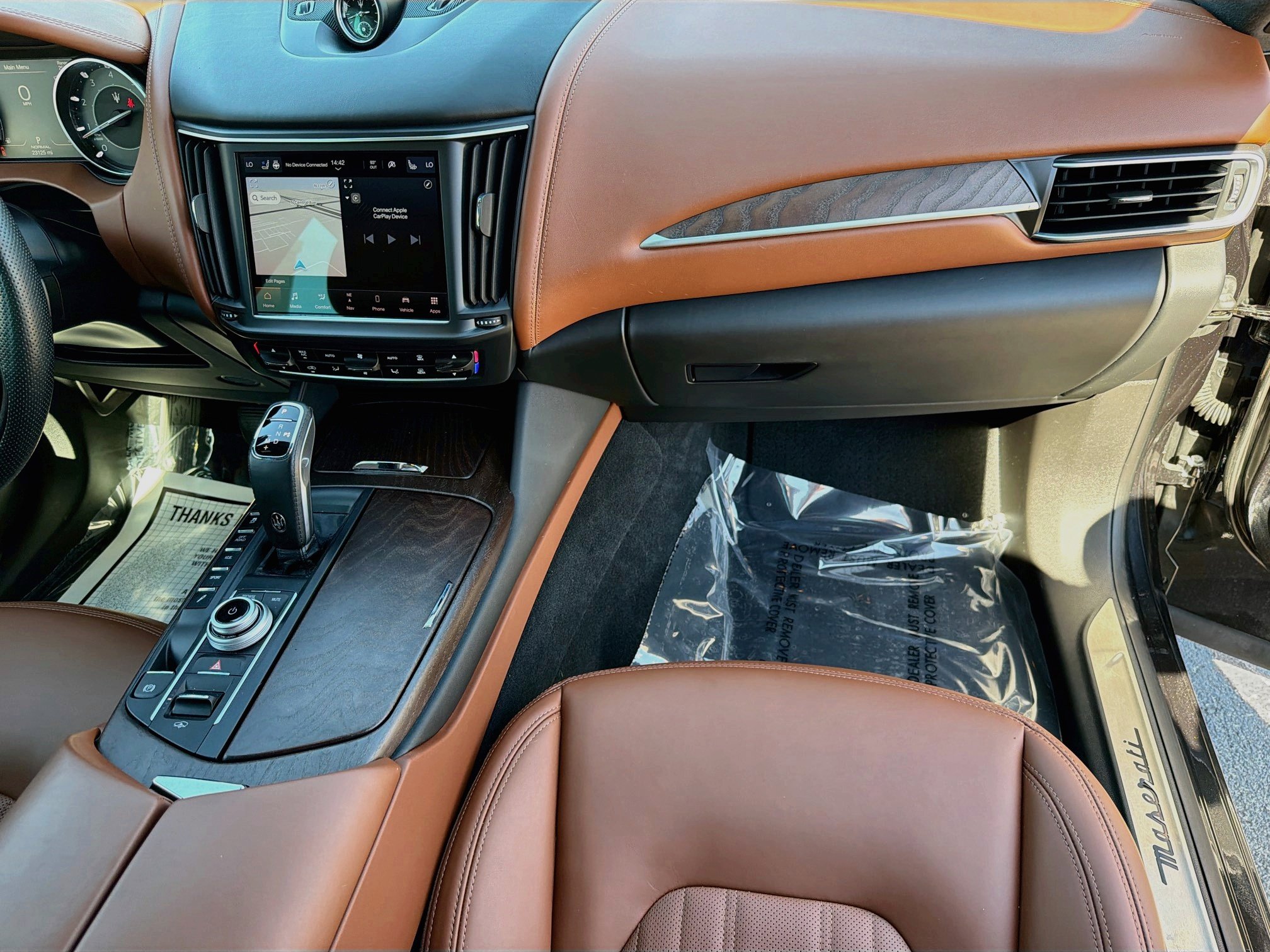 Used 2023 Maserati Levante GT AWD/4WD image 18