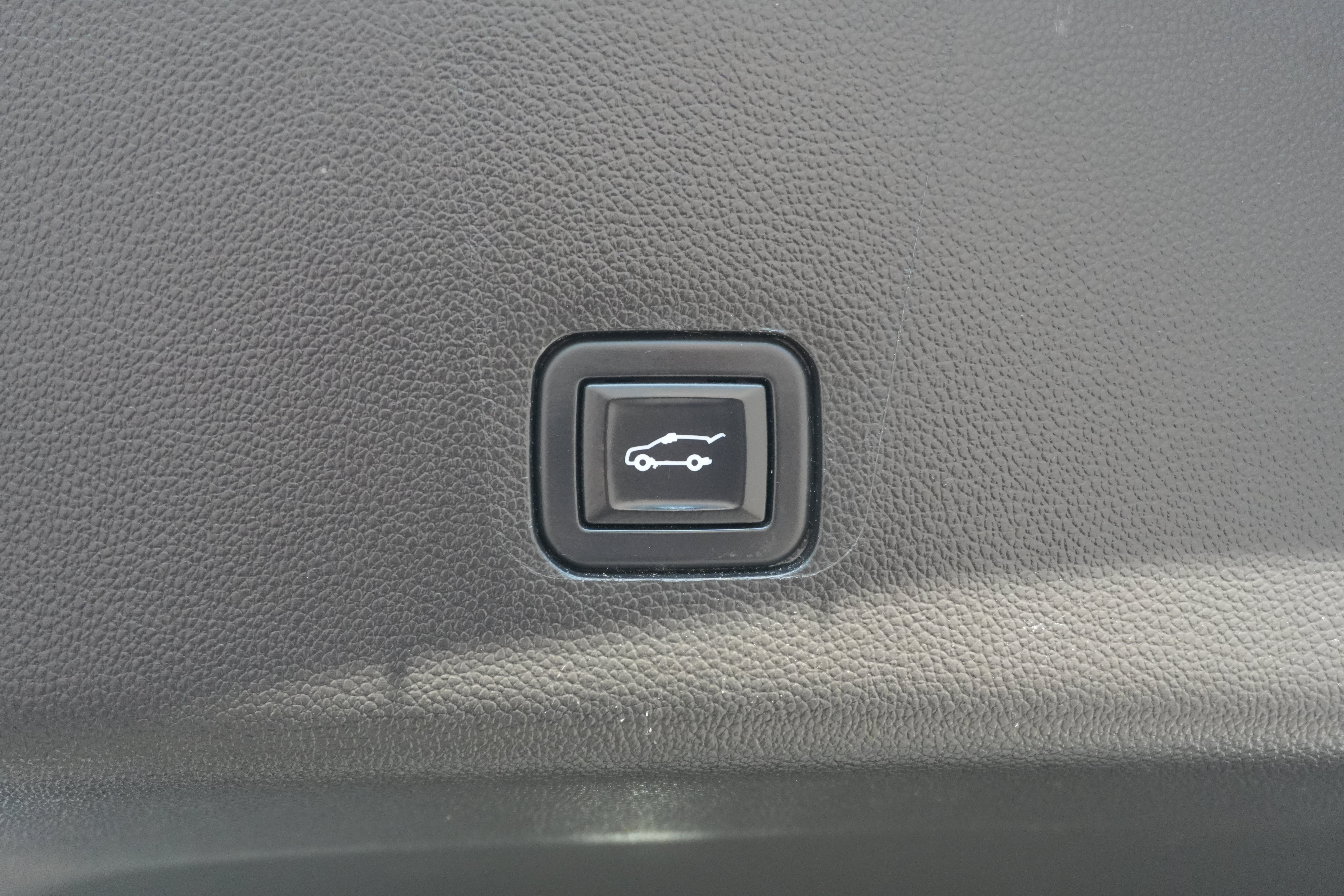 Used 2021 Chevrolet Traverse LT AWD/4WD image 17
