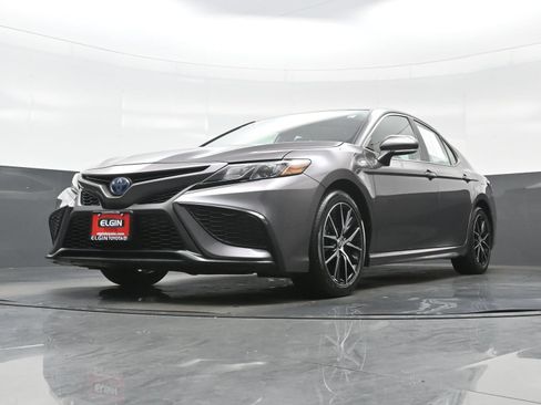 Used 2023 Toyota Camry SE FWD image 30