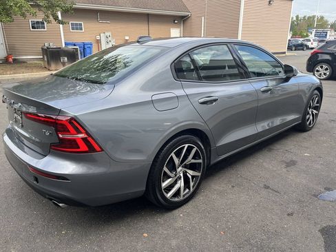 Used 2020 Volvo S60 T6 Momentum AWD/4WD image 5