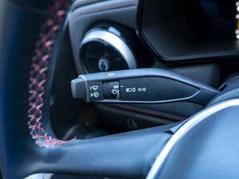 Used 2023 Chevrolet Colorado Z71 w/ Z71 Convenience Package 2 image 23