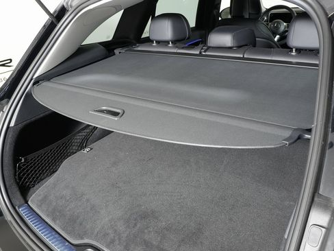 Certified 2025 Mercedes-Benz GLC 350e GLC 350e image 10