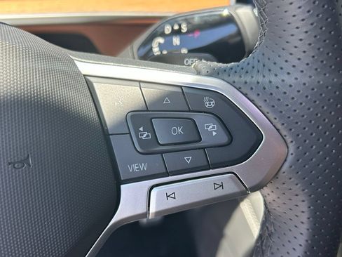 New 2026 Volkswagen Tiguan SEL R-Line AWD/4WD image 22