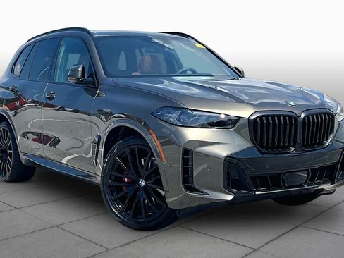 Used 2026 BMW X5 sDrive40i w/ M Sport Package RWD image 2