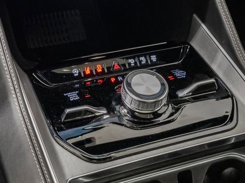 New 2026 Jeep Grand Wagoneer Limited AWD/4WD image 21
