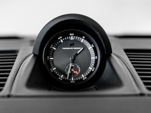 Certified 2022 Porsche 911 50th Anniversary Edition image 18