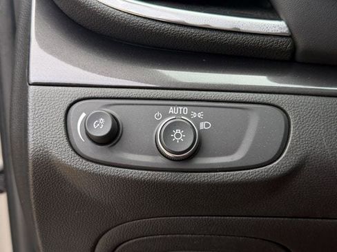 Used 2019 Buick Encore Preferred w/ Safety Package FWD image 22