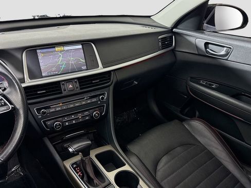 Used 2020 Kia Optima SX image 25