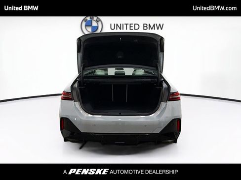 Used 2025 BMW i5 M60 w/ Premium Package image 14