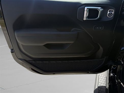 New 2026 Jeep Wrangler Sport S image 20