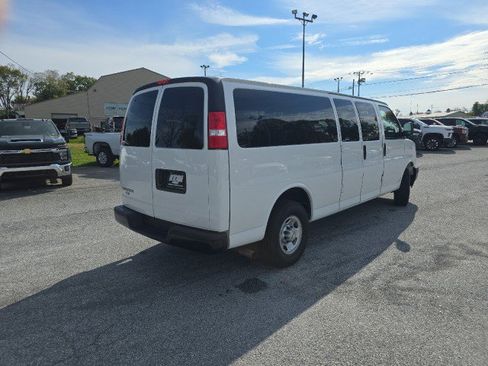 Used 2024 Chevrolet Express 3500 LS image 11