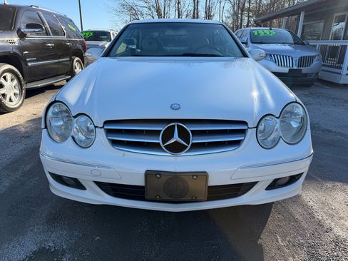 Used 2008 Mercedes-Benz CLK 350 Coupe image 6