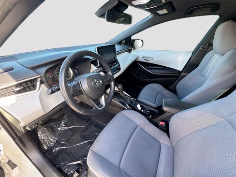 Used 2021 Toyota Corolla SE image 9