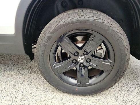 Used 2023 Honda Ridgeline Black Edition image 9
