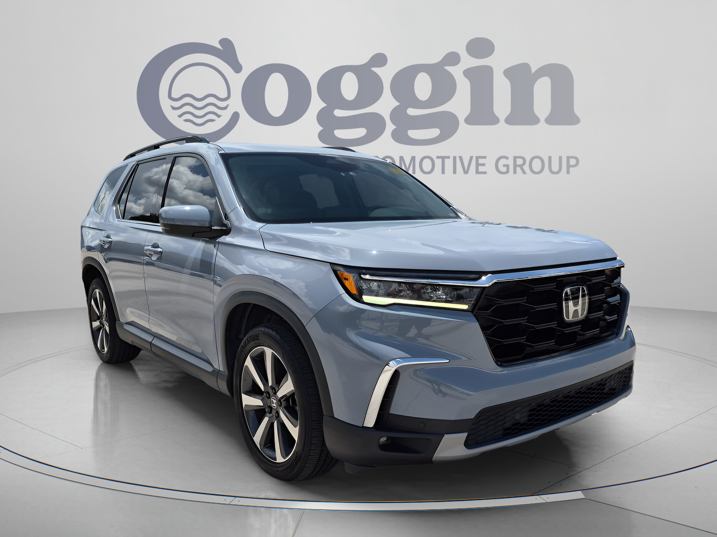 Certified 2023 Honda Pilot Touring image 8