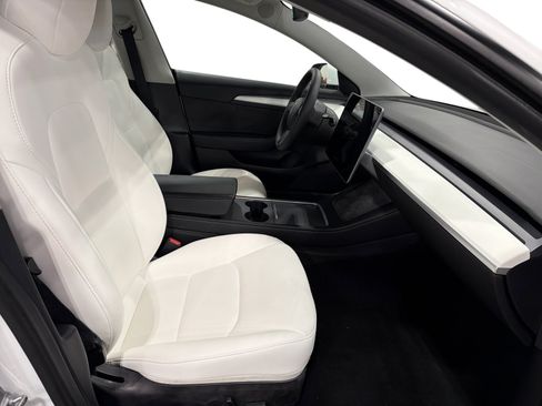 Certified 2022 Tesla Model 3 RWD image 13