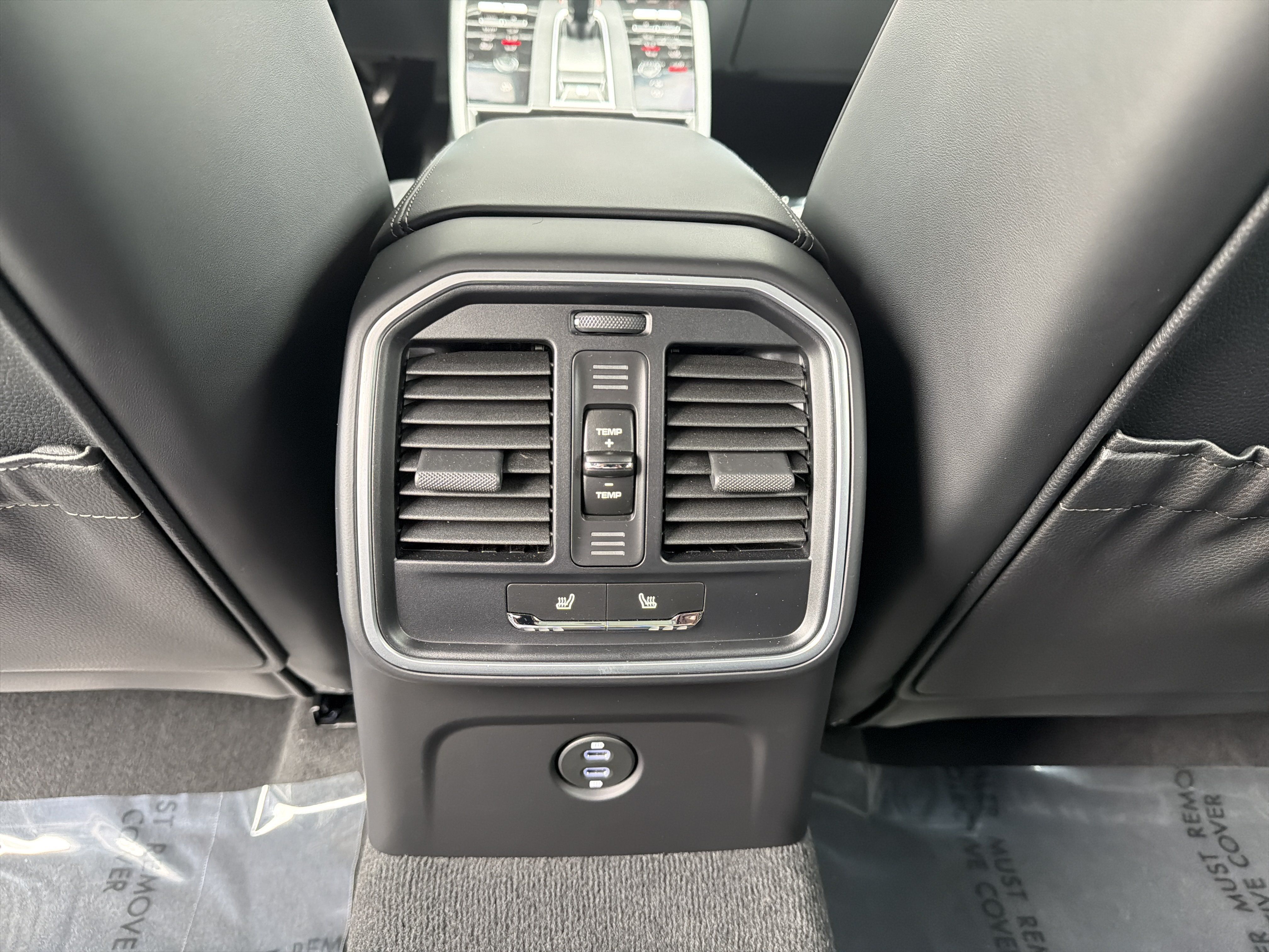 Certified 2026 Porsche Macan AWD/4WD image 27