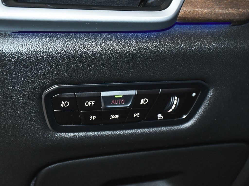 Used 2020 BMW X5 xDrive40i AWD/4WD image 16
