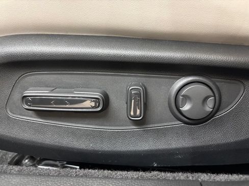 Certified 2025 Honda Accord Touring image 25