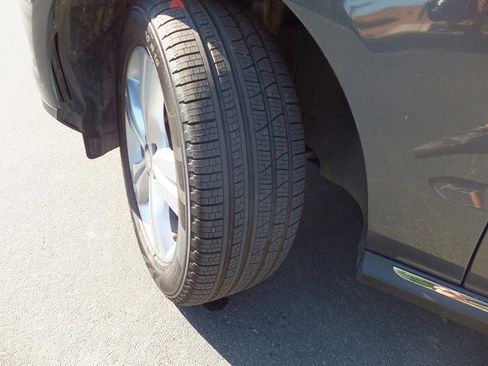 Used 2012 Mercedes-Benz ML 350 M-Class ML350 Bluetec AWD image 10