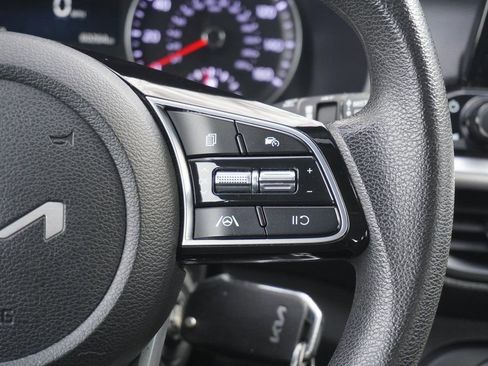 Used 2023 Kia Forte LXS image 15