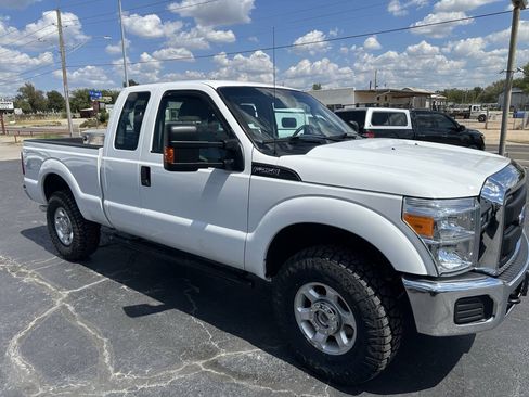 Used 2016 Ford F250 XL w/ XL Appearance Package AWD/4WD image 5