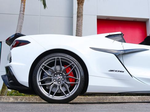 Used 2024 Chevrolet Corvette Z06 w/ Battery Protection Package image 35