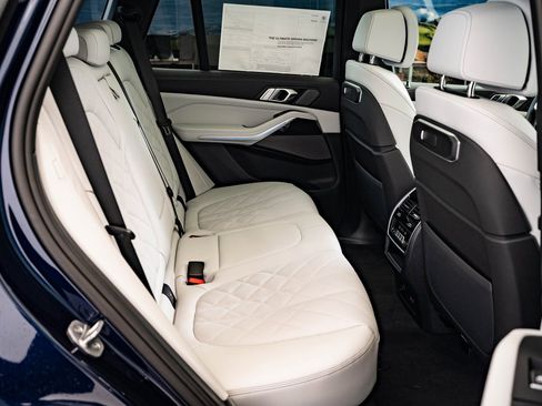 New 2026 BMW X5 xDrive50e w/ M Sport Package image 35