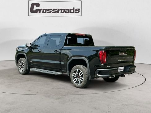 Used 2024 GMC Sierra 1500 AT4 w/ Technology Package image 3
