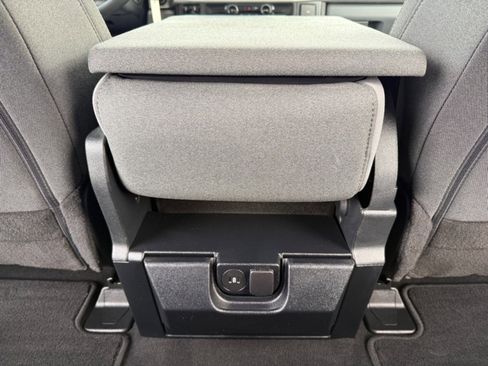 Used 2025 Ford F350 XLT image 31